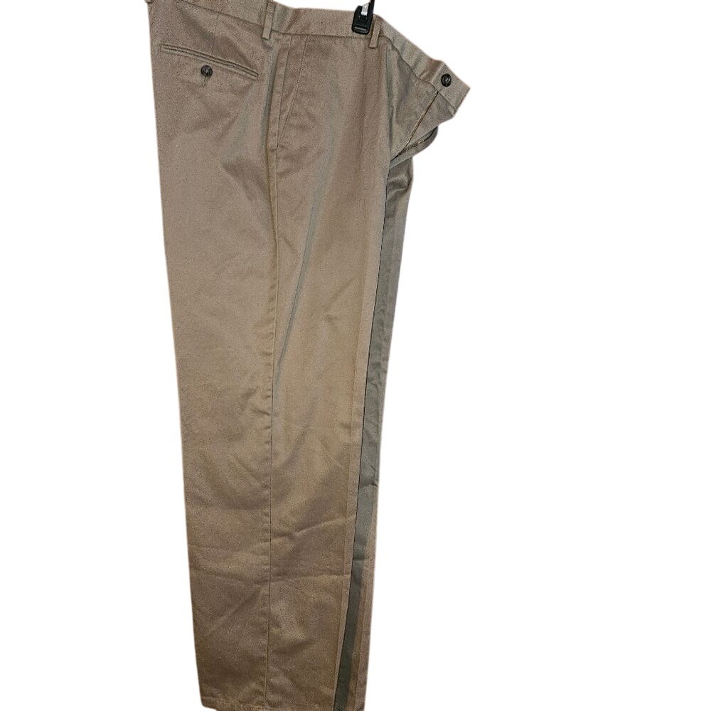 Dockers Classic Fit Khaki Slacks 38×34 Flat Front Men's Straight‎ Dress Pants